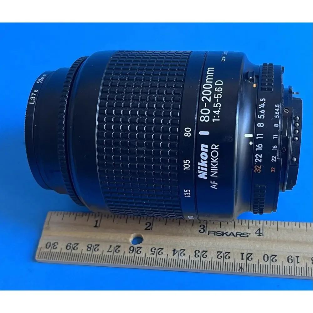 Nikon AF Nikkor 80-200mm 1: 4 - 5.6 D Lens from Japan
